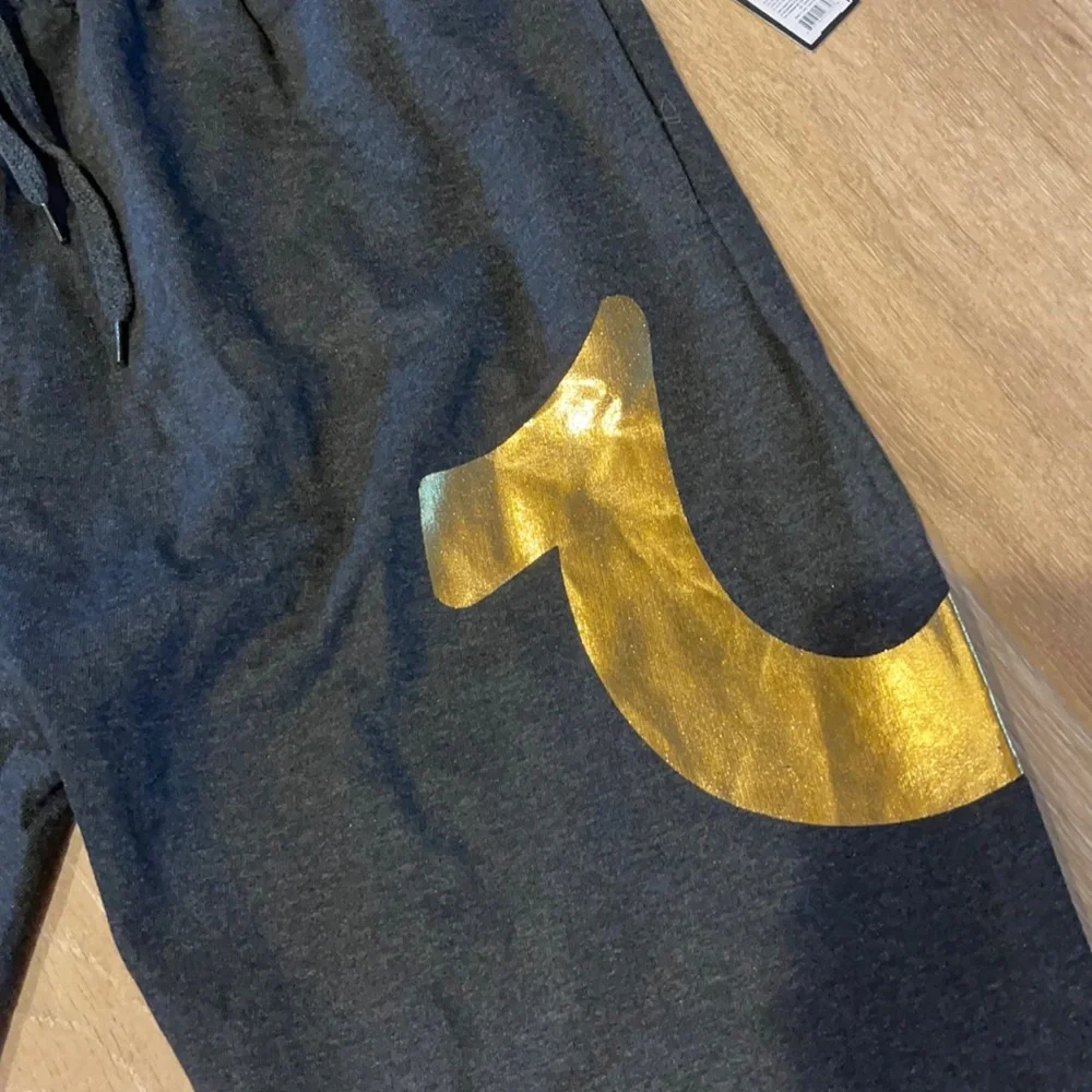 True Religion Loungewear Joggers LARGE Charcoal/Gold